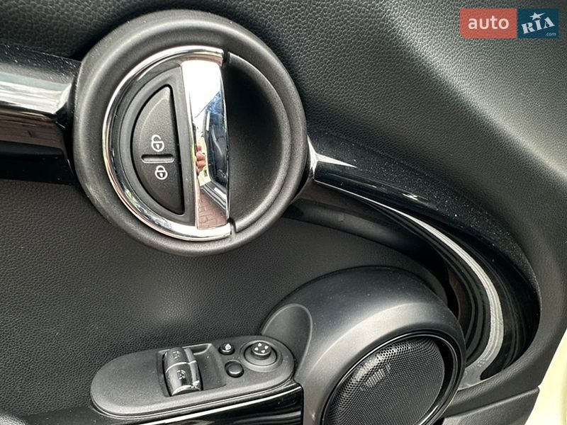 Хэтчбек MINI Cooper 2018 в Днепре фото 41 Хэтчбек MINI Cooper 2018 в Днепре