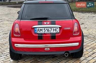 Хэтчбек MINI Cooper 2003 в Белой Церкви