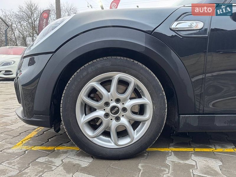Хетчбек MINI Cooper 2017 в Чернівцях