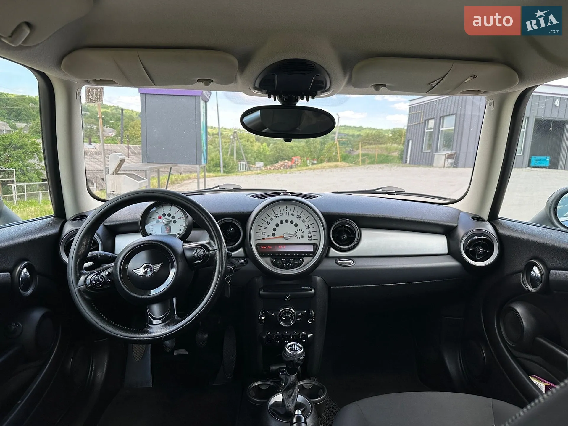 2011 MINI Cooper - мініатюра 11