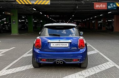 Хэтчбек MINI Cooper 2018 в Киеве