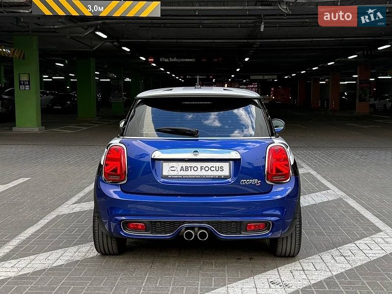 Хэтчбек MINI Cooper 2018 в Киеве