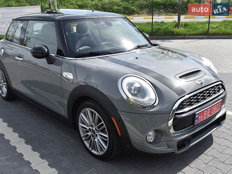 Хэтчбек MINI Cooper 2014 в Киеве фото Хэтчбек MINI Cooper 2014 в Киеве