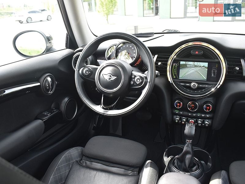 Хэтчбек MINI Cooper 2014 в Киеве фото 7 Хэтчбек MINI Cooper 2014 в Киеве