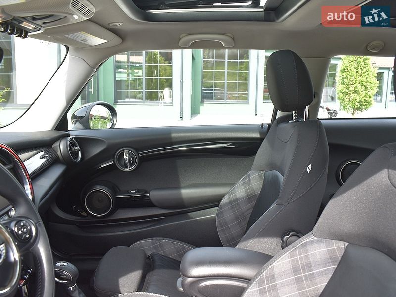 Хэтчбек MINI Cooper 2014 в Киеве фото 11 Хэтчбек MINI Cooper 2014 в Киеве
