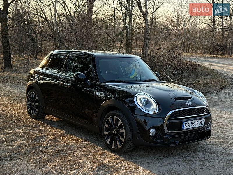 Хэтчбек MINI Cooper 2017 в Киеве фото 2 Хэтчбек MINI Cooper 2017 в Киеве