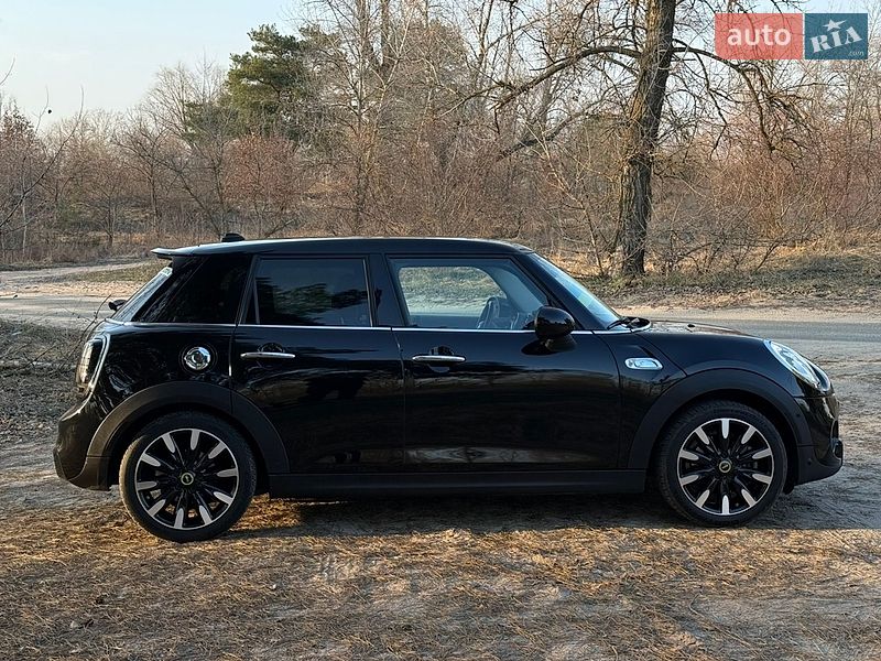 Хэтчбек MINI Cooper 2017 в Киеве фото 3 Хэтчбек MINI Cooper 2017 в Киеве