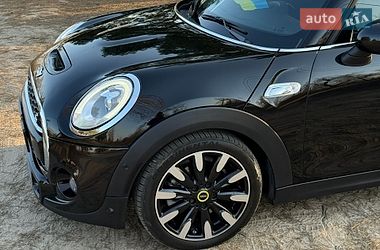 Хэтчбек MINI Cooper 2017 в Киеве фото 5 Хэтчбек MINI Cooper 2017 в Киеве