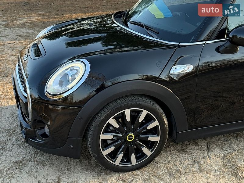 Хэтчбек MINI Cooper 2017 в Киеве фото 5 Хэтчбек MINI Cooper 2017 в Киеве