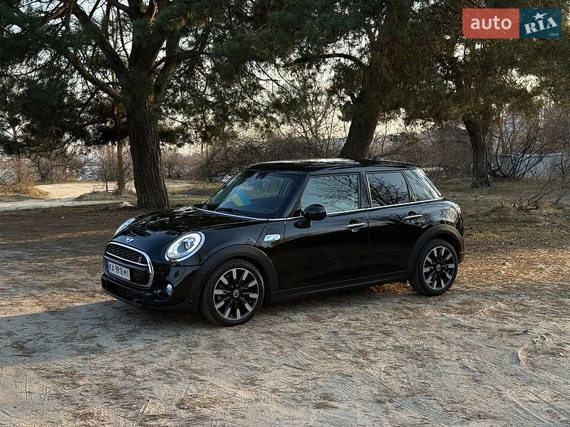 Хэтчбек MINI Cooper 2017 в Киеве фото 6 Хэтчбек MINI Cooper 2017 в Киеве