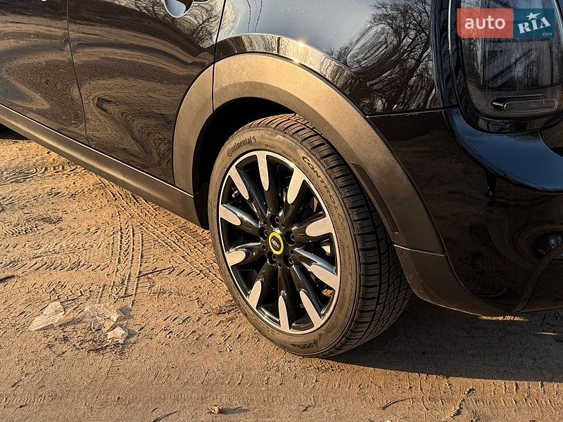 Хэтчбек MINI Cooper 2017 в Киеве фото 8 Хэтчбек MINI Cooper 2017 в Киеве