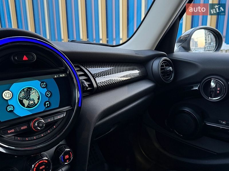 Хэтчбек MINI Cooper 2017 в Киеве фото 14 Хэтчбек MINI Cooper 2017 в Киеве