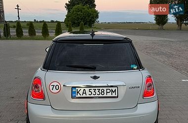 Хэтчбек MINI Cooper 2011 в Киеве