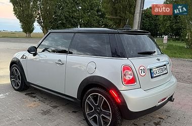 Хэтчбек MINI Cooper 2011 в Киеве