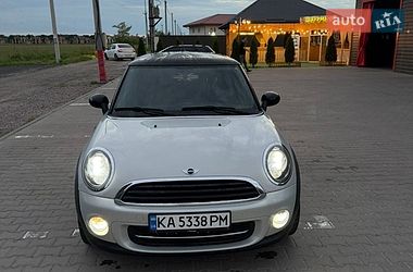 Хэтчбек MINI Cooper 2011 в Киеве