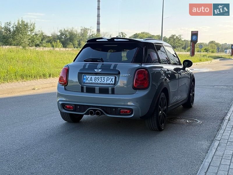 Хетчбек MINI Cooper 2016 в Києві