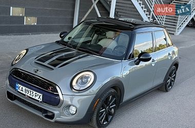 Хетчбек MINI Cooper 2016 в Києві