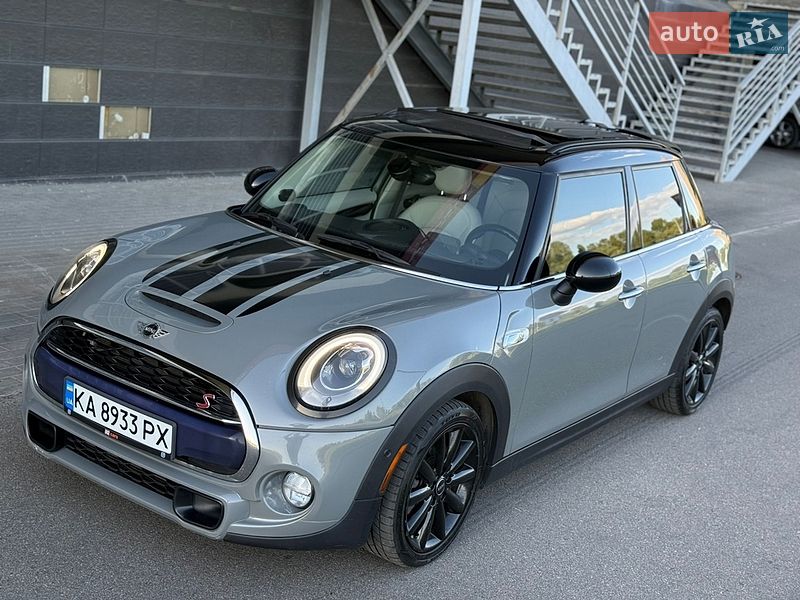 Хетчбек MINI Cooper 2016 в Києві