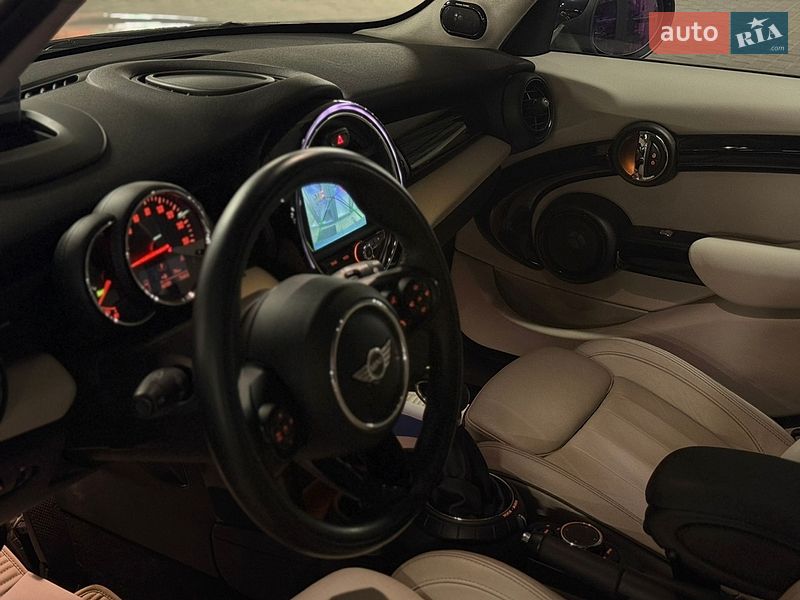 Хетчбек MINI Cooper 2016 в Києві