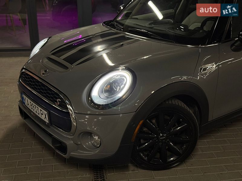 Хетчбек MINI Cooper 2016 в Києві