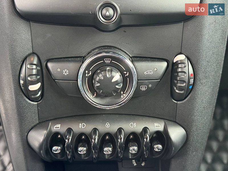 Хэтчбек MINI Cooper 2011 в Киеве