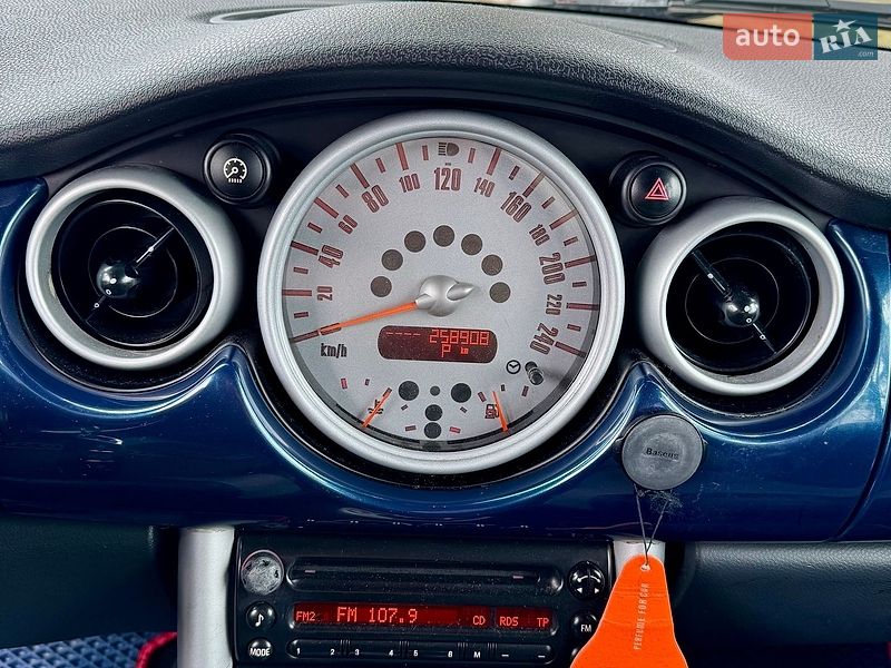 Хэтчбек MINI Cooper 2006 в Киеве