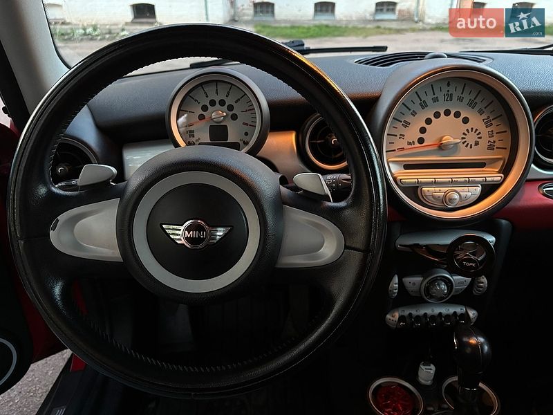 Хэтчбек MINI Cooper 2008 в Чернигове