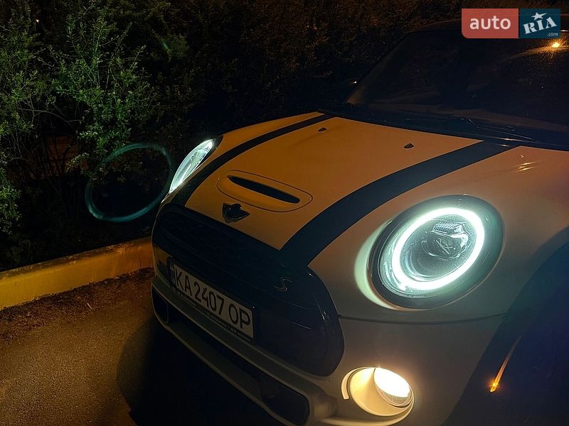 Хетчбек MINI Cooper 2015 в Києві