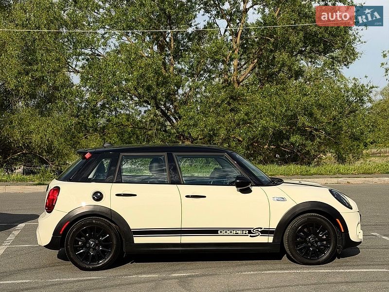Хетчбек MINI Cooper 2015 в Києві