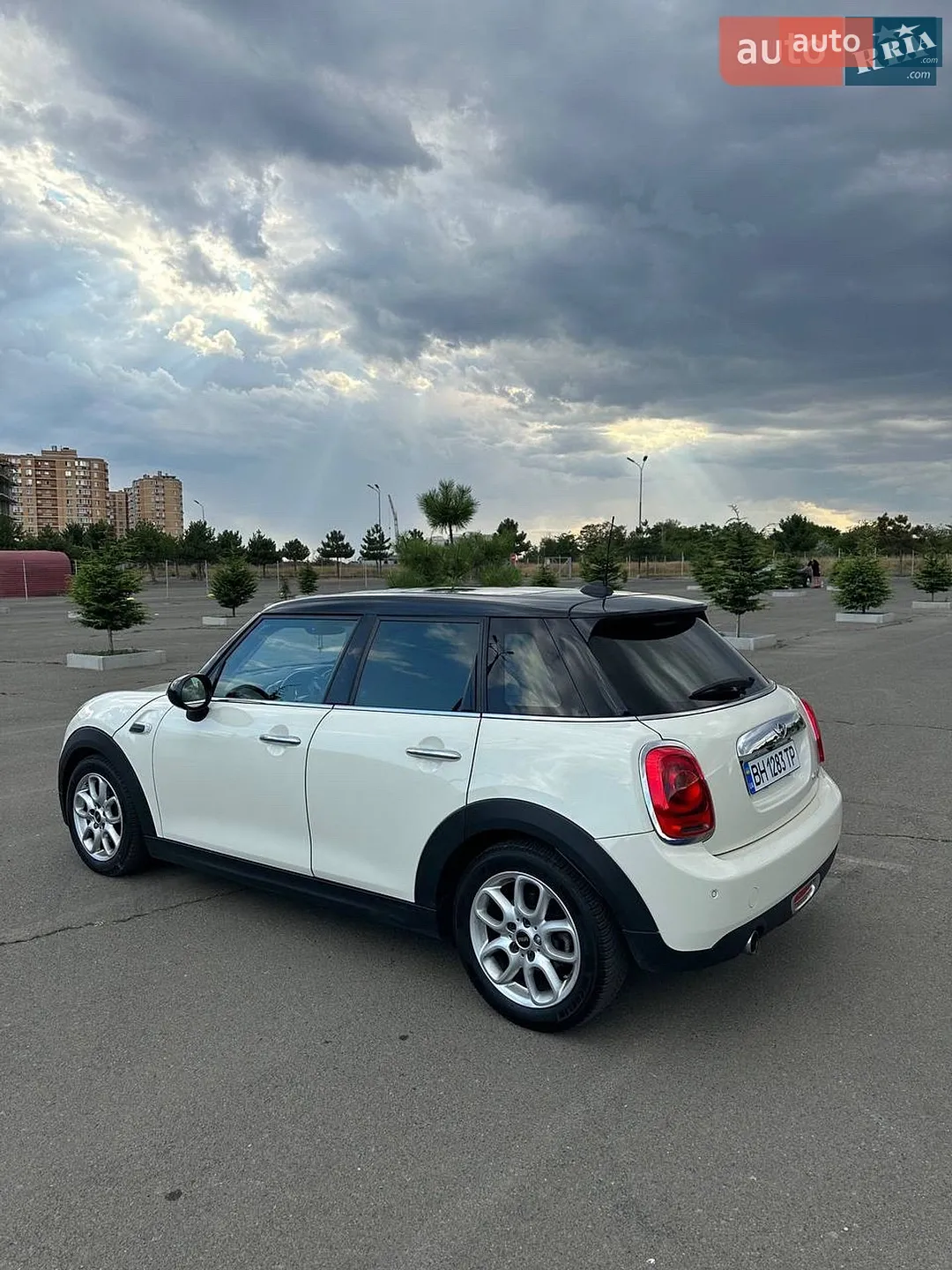 2015 MINI Cooper - мініатюра 9