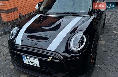 Хетчбек MINI Cooper 2023 в Костопілі Хетчбек MINI Cooper 2023 в Костопілі
