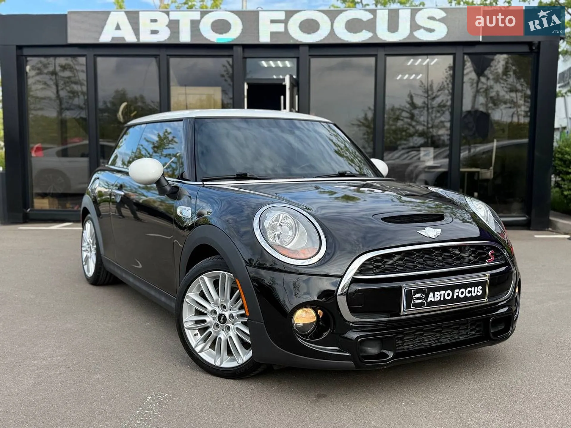 2015 MINI Cooper - фото 1