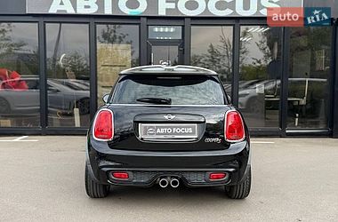Хэтчбек MINI Cooper 2015 в Киеве