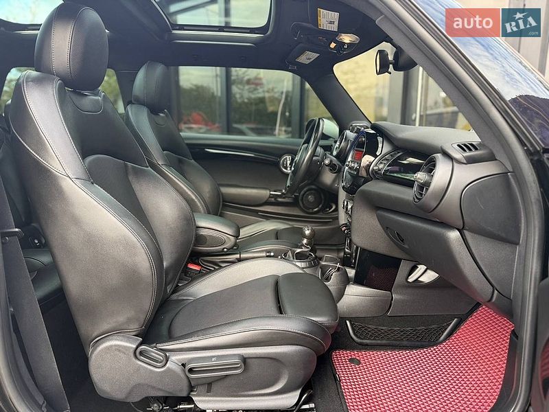 Хэтчбек MINI Cooper 2015 в Киеве