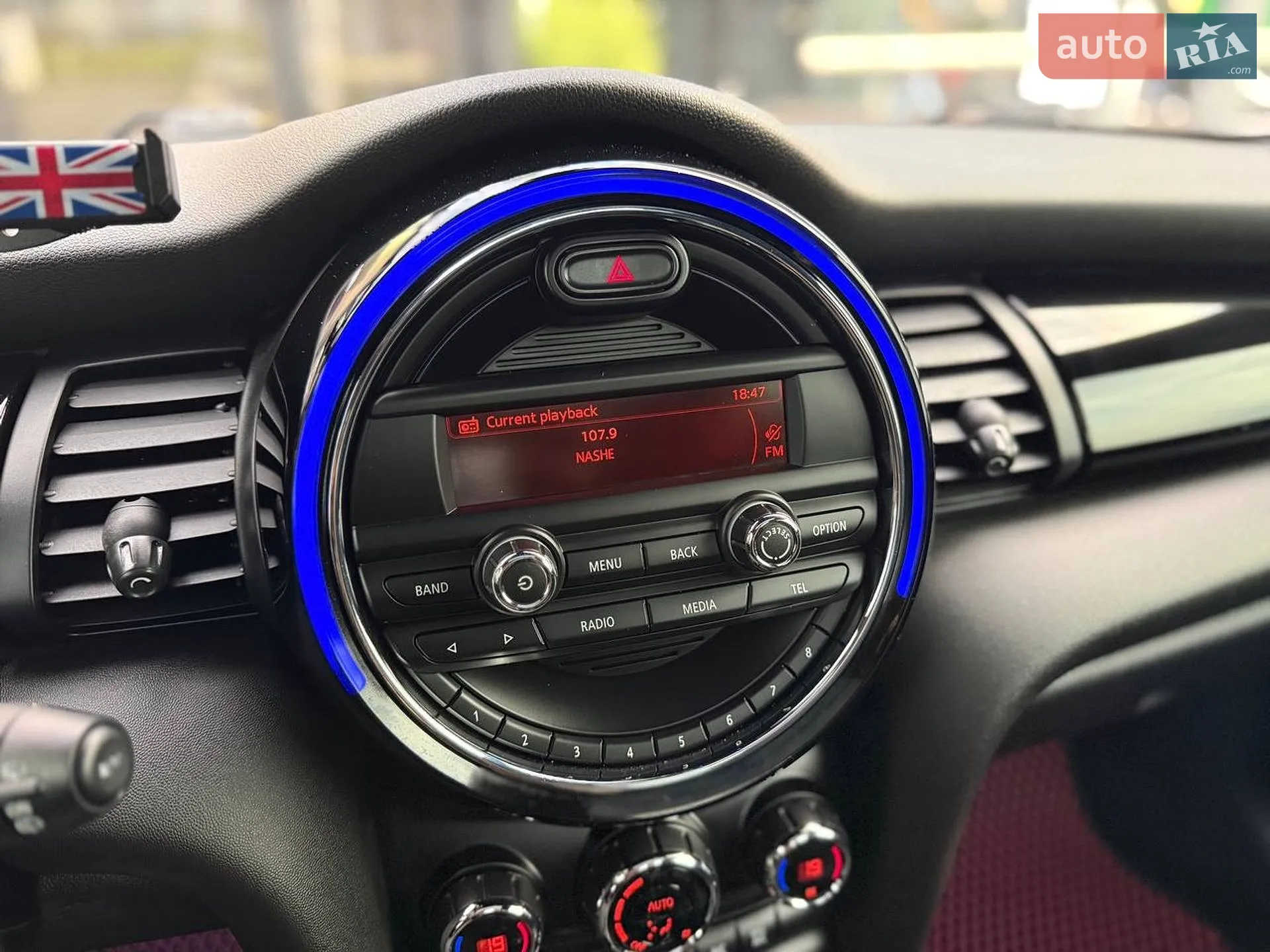 2015 MINI Cooper - мініатюра 19