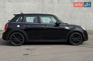 Хетчбек MINI Cooper 2015 в Києві