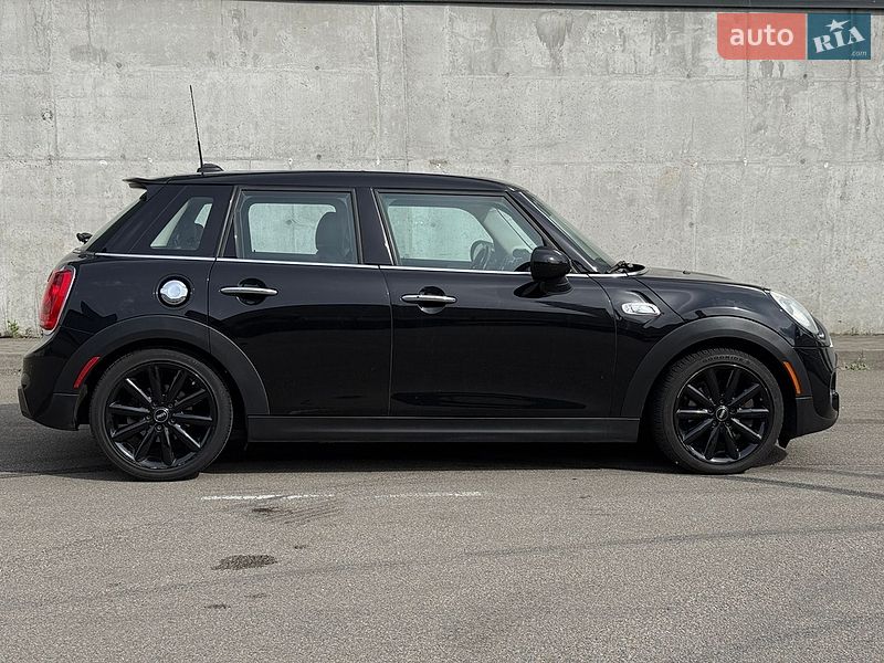 Хетчбек MINI Cooper 2015 в Києві