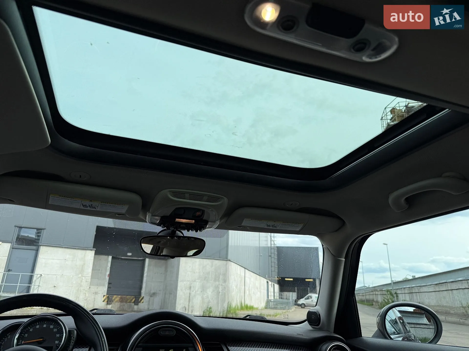 2015 MINI Cooper - мініатюра 13