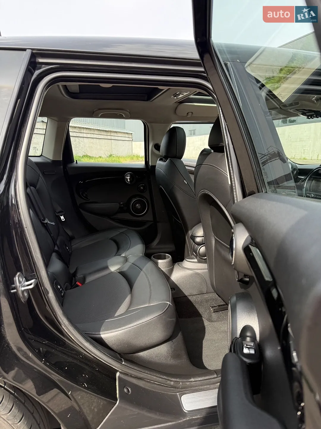 2015 MINI Cooper - мініатюра 18