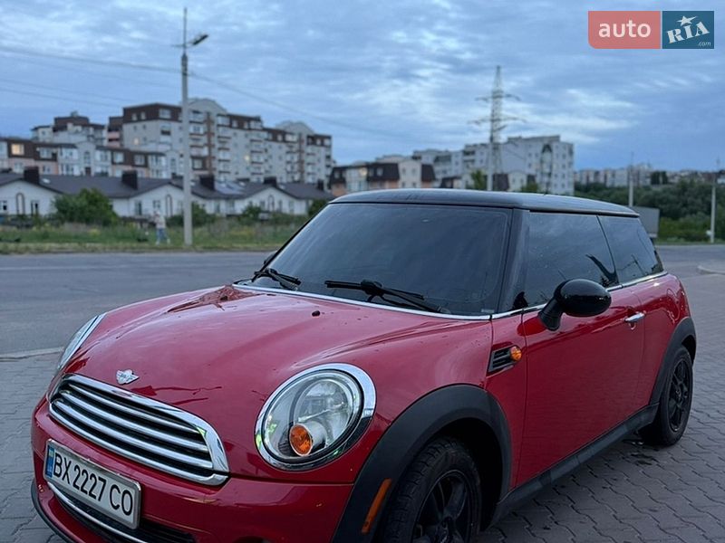 Хэтчбек MINI Cooper 2011 в Хмельницком