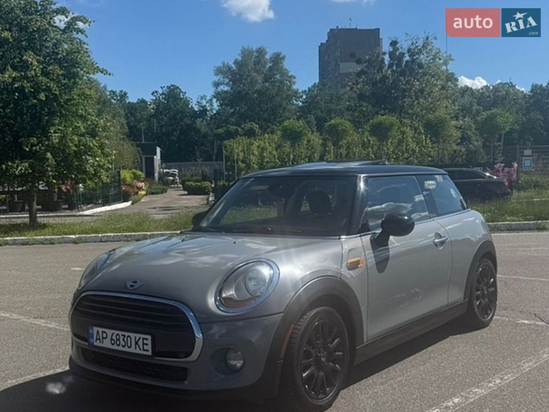 Хетчбек MINI Cooper 2017 в Києві