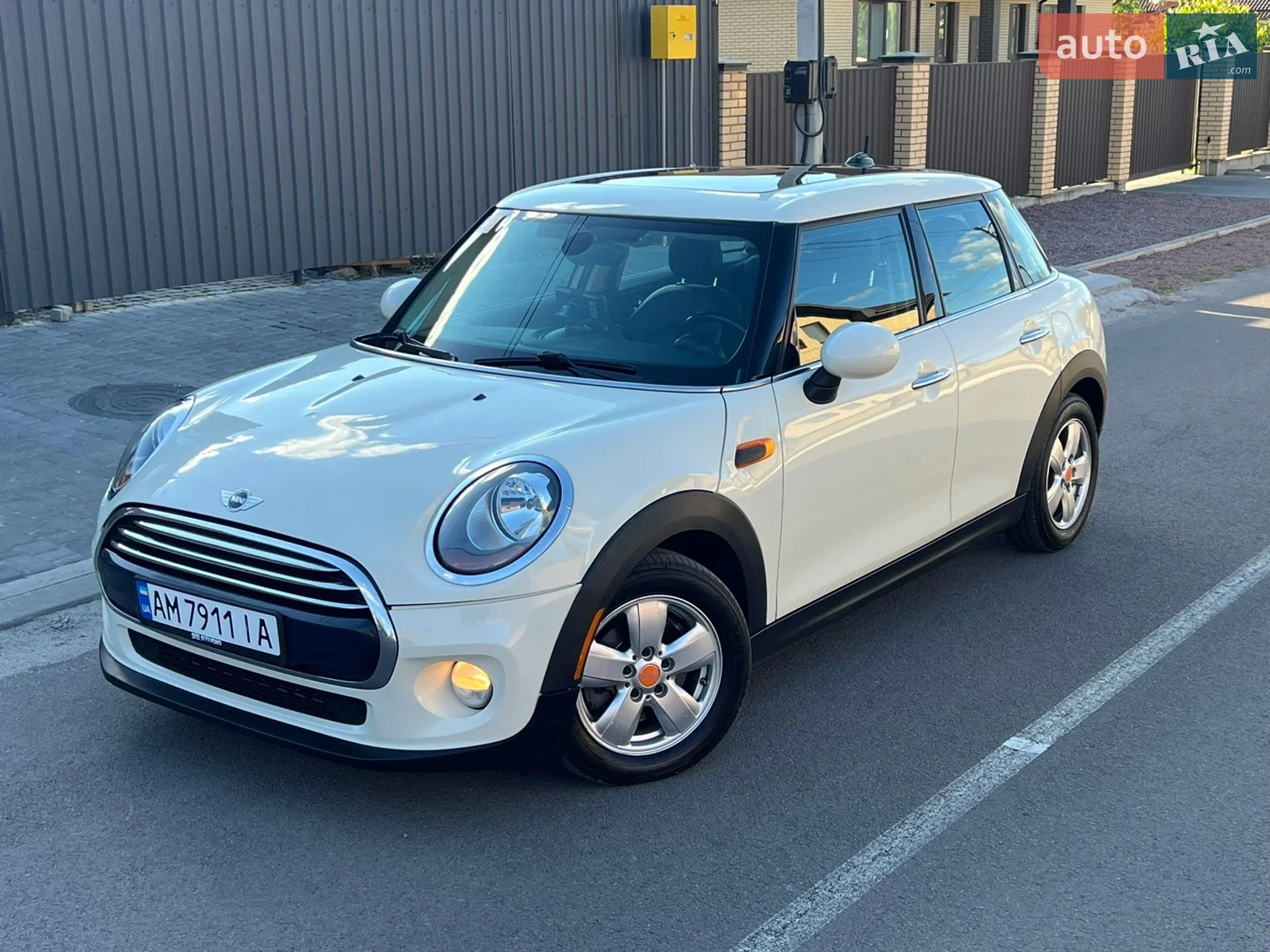 2014 MINI Cooper - мініатюра 9