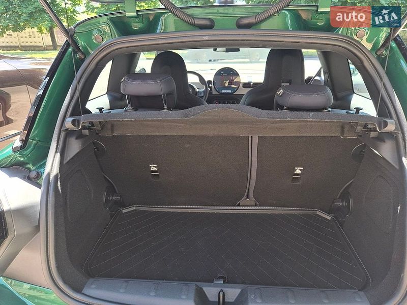 Хэтчбек MINI Cooper 2024 в Киеве