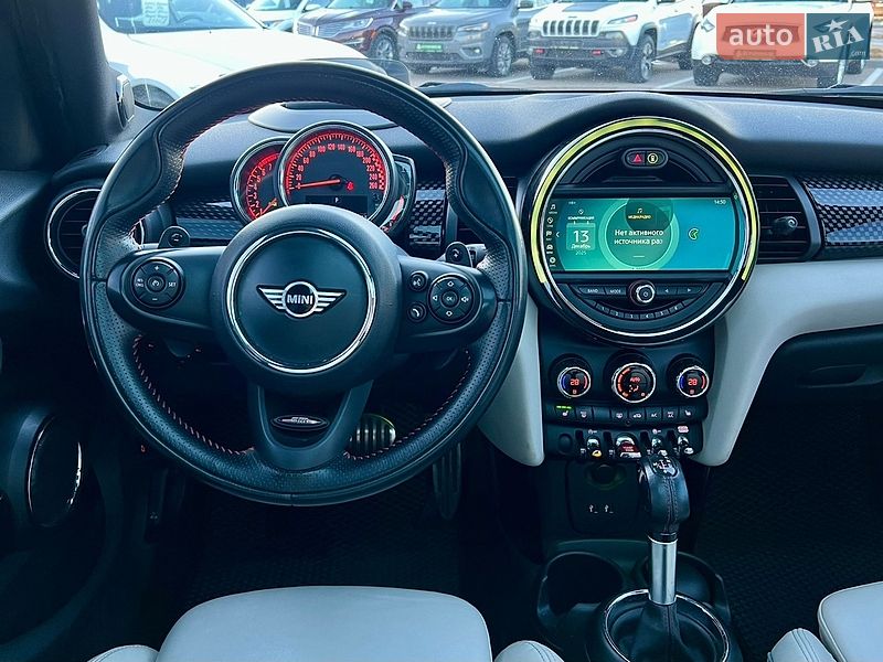 Хэтчбек MINI Cooper 2018 в Киеве фото 26 Хэтчбек MINI Cooper 2018 в Киеве