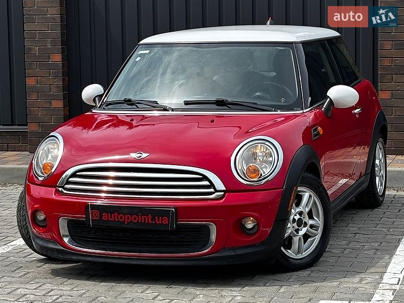 Хетчбек MINI Cooper 2011 в Білогородці