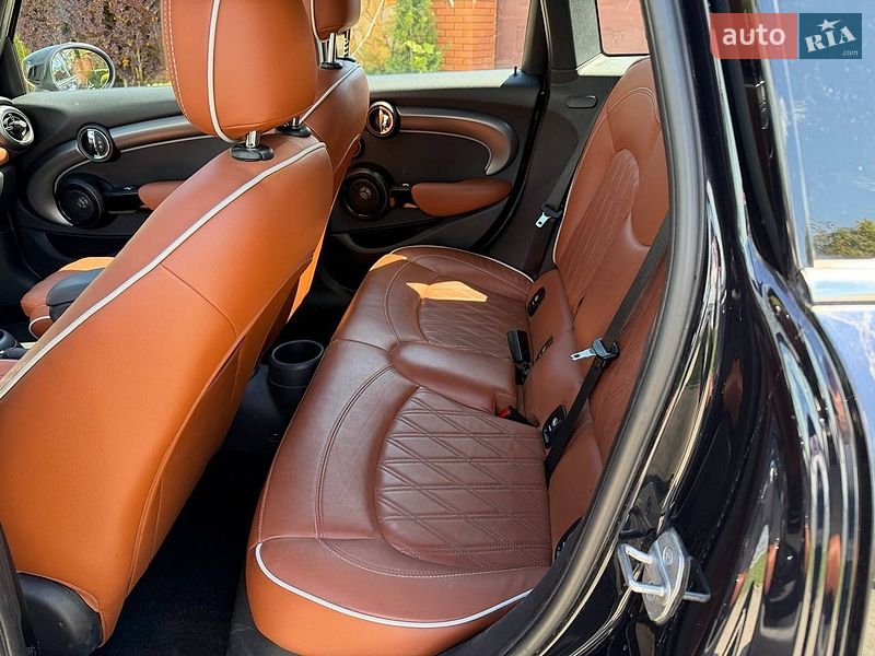 Хэтчбек MINI Cooper 2021 в Николаеве