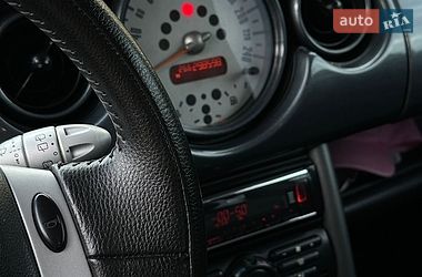 Хетчбек MINI Cooper 2004 в Ужгороді