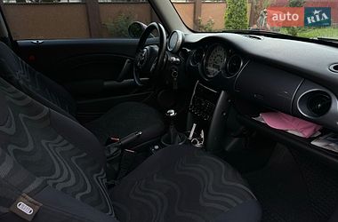 Хетчбек MINI Cooper 2004 в Ужгороді