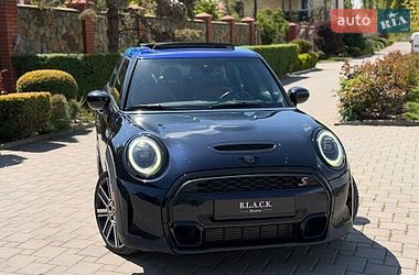 Хэтчбек MINI Cooper 2021 в Николаеве