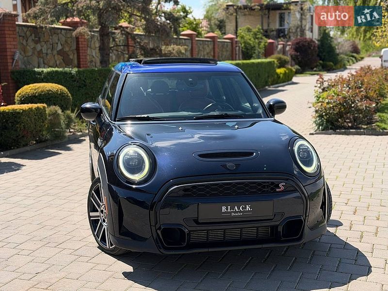 Хэтчбек MINI Cooper 2021 в Николаеве